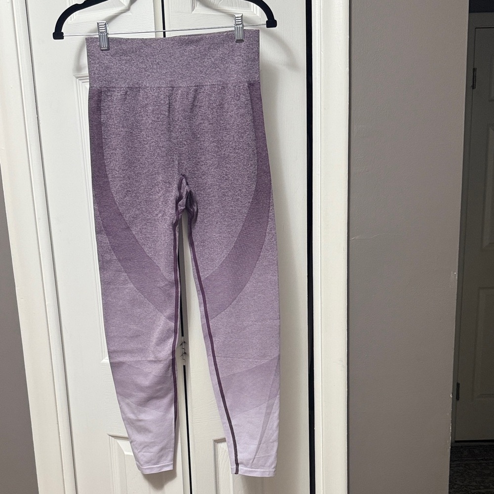 PINK Victoria's Secret Purple Ombre Leggings